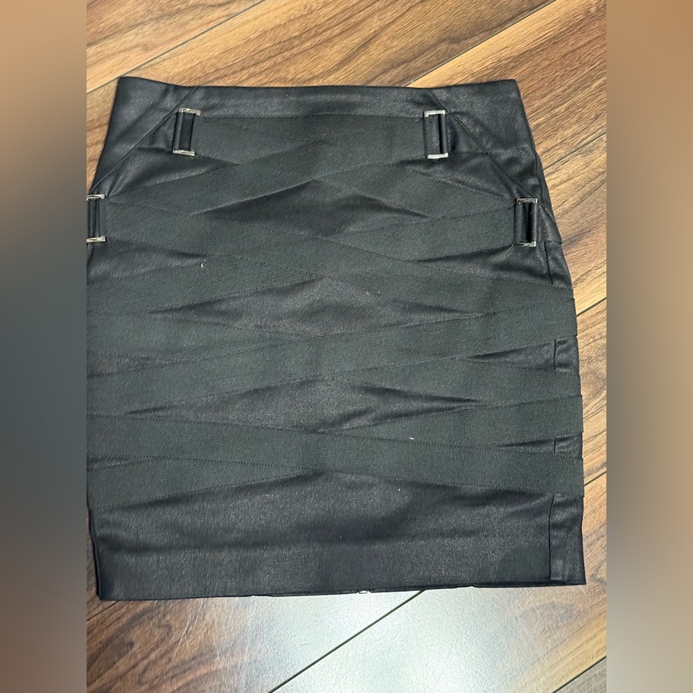 ROCK & REPUBLIC SKIRT - SIZE 0